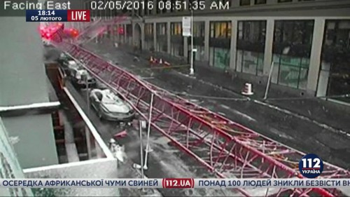 В Нью Йорке упал строительный кран