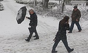 Ухудшение погодных условий застало многих украинцев врасплох. Фото: Украинское фото