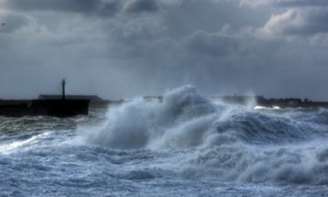 В Крыму бушует ураган. Фото: photo.allcrimea.net