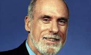 Винстон Серф - американский учёный в области теории вычислительных систем, один из разработчиков протокола TCP/IP