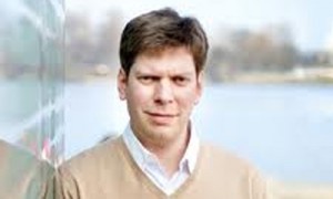 Ларс Хинрикс, основатель первой европейской профсети XING