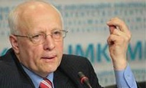 Директор Института трансформации общества Олег Соскин 