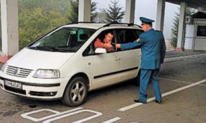 При покупке авто должны насторожить запах сырости и запотевшие стекла. varta.kharkov.ua 