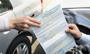 Страховщикам все сложнее объяснить, почему автостраховка дорожает вслед за ростом курса доллара