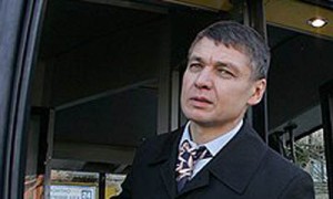 Компания ЛАЗ Игоря Чуркина постепенно покидает Львов. Фото: Евгений Кравс / Коммерсантъ