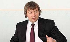 Исполняющий обязанности главы НКЦБФР Анатолий Амелин должен будет найти веские аргументы в судебном конфликте с «Тройкой Диалог Украина» . Фото: Сергей Кузнецов / Коммерсантъ