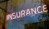 Страховщики в мае снизили сбор платежей и увеличили уровень выплат